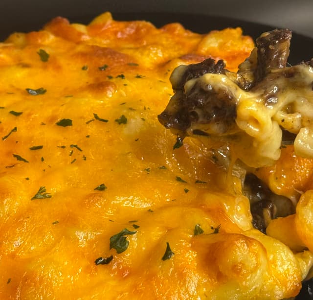 Oxtail Mac & Cheese